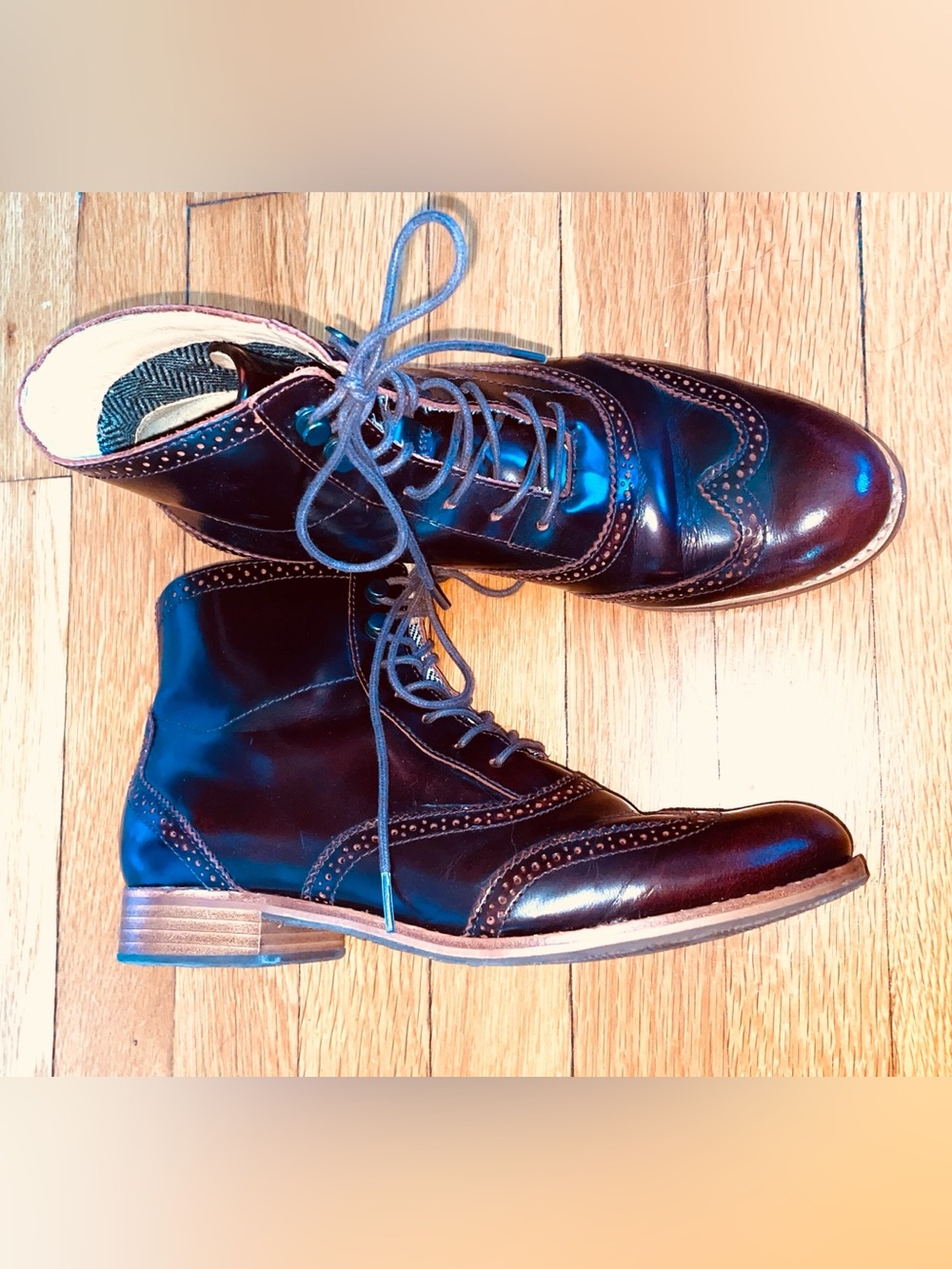 SEBAGO // Claremont Burgundy Lace-Up Wingtip Brogue Genuine Leather women’s Boot
